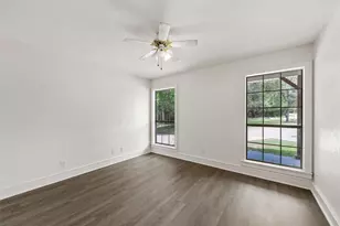 1561 Whitecrest Dr, Whitney, TX 76692 - Photo 11