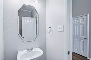 5108 Breeze Hollow Ct, Fort Worth, TX 76179 - Photo 7