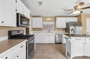 1549 Waterford Dr, Lewisville, TX 75077 - Photo 7