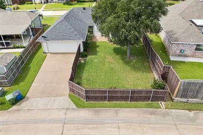 1549 Waterford Drive, Lewisville, TX 75077 - Photo 31