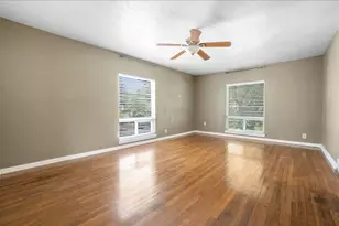 4723 Victor St, Dallas, TX 75246 - Photo 5