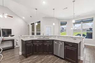 210 Covington Dr, Wylie, TX 75098 - Photo 3