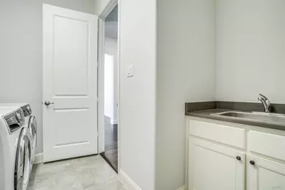 7915 Pimlico Drive, Irving, TX 75063 - Photo 15