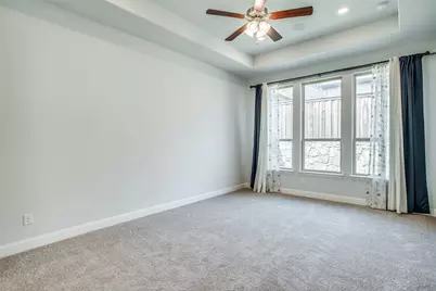 7915 Pimlico Drive, Irving, TX 75063 - Photo 13