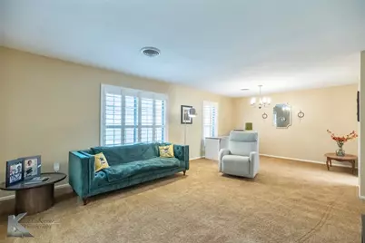 15 Pyracanthia Circle, Abilene, TX 79605 - Photo 5