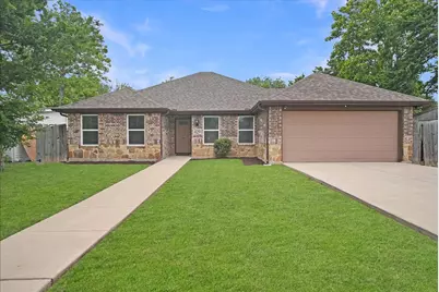 429 Cresthill Drive, Mesquite, TX 75149 - Photo 1