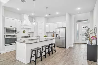 525 William Court, Arlington, TX 76002 - Photo 9