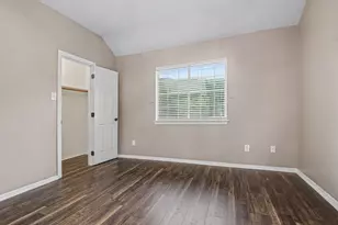 1342 Clear Creek Dr, Lewisville, TX 75067 - Photo 27