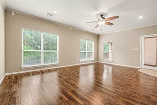 1342 Clear Creek Dr, Lewisville, TX 75067 - Photo 9