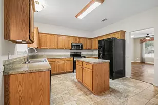 1342 Clear Creek Dr, Lewisville, TX 75067 - Photo 15