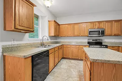 1342 Clear Creek Drive, Lewisville, TX 75067 - Photo 15