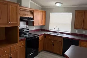 2321 Ridgeview St, Fort Worth, TX 76119 - Photo 3