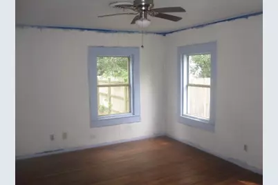 1104 Park Avenue, Bonham, TX 75418 - Photo 7