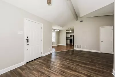 10522 Woodleaf Drive, Dallas, TX 75227 - Photo 3