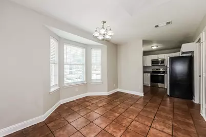 10522 Woodleaf Drive, Dallas, TX 75227 - Photo 7