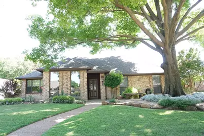 715 Clayton Circle, Coppell, TX 75019 - Photo 1