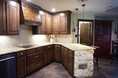 715 Clayton Circle, Coppell, TX 75019 - Photo 11