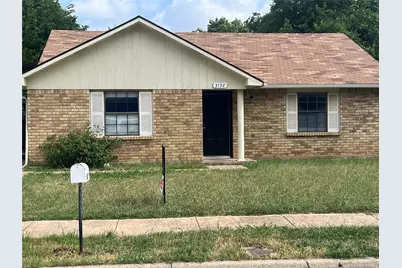 3732 Seven Gables Street, Fort Worth, TX 76133 - Photo 3
