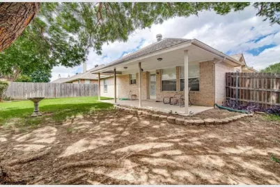 316 Angela Drive, Burleson, TX 76028 - Photo 19