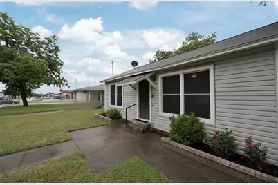 2021 Denison Street, Denton, TX 76201 - Photo 3