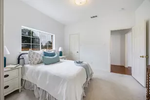 2400 Manchester Dr, Carrollton, TX 75006 - Photo 17