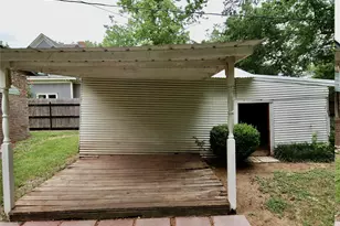804 Kentucky St, Graham, TX 76450 - Photo 31