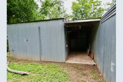 804 Kentucky Street, Graham, TX 76450 - Photo 37