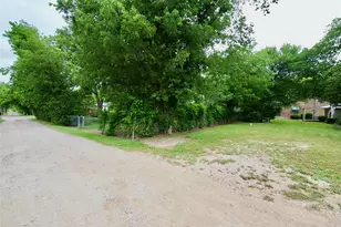 804 Kentucky St, Graham, TX 76450 - Photo 35