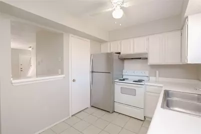 2821 Wimbledon Court, Garland, TX 75041 - Photo 11