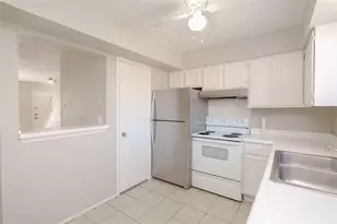 2821 Wimbledon Ct, Garland, TX 75041 - Photo 11