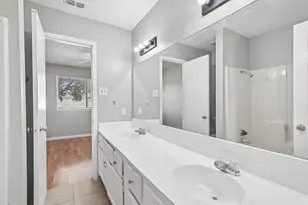 2813 Wimbledon Ct, Garland, TX 75041 - Photo 23