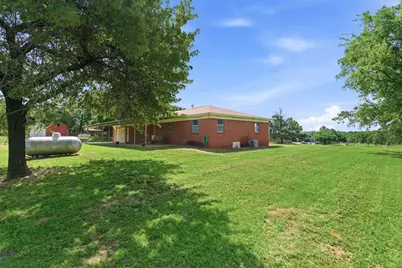3523 E Highway 199 #L, Springtown, TX 76082 - Photo 7