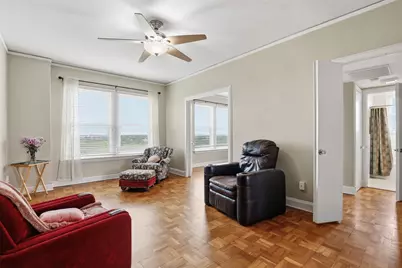 2306 Park Place Avenue #10B, Fort Worth, TX 76110 - Photo 5