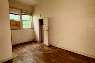 819 S 10th St, Waco, TX 76706 - Photo 17