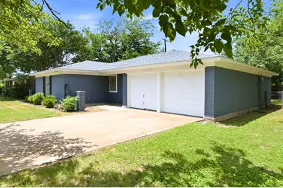 504 S Colonial Drive, Cleburne, TX 76033 - Photo 5