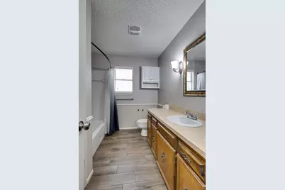 504 S Colonial Drive, Cleburne, TX 76033 - Photo 21