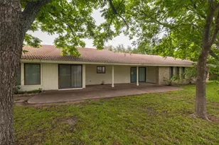 619 Baylor St, Weatherford, TX 76086 - Photo 37