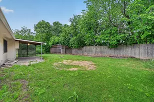207 Water Ln, Crowley, TX 76036 - Photo 25