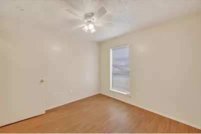 207 Water Lane, Crowley, TX 76036 - Photo 17