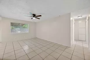 207 Water Ln, Crowley, TX 76036 - Photo 9