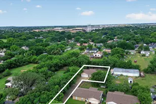 207 Water Ln, Crowley, TX 76036 - Photo 27