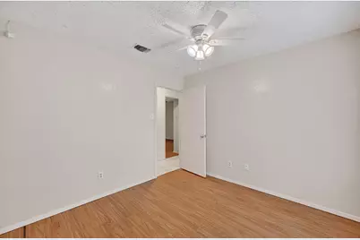 207 Water Lane, Crowley, TX 76036 - Photo 15
