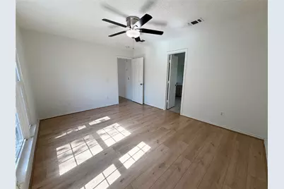 805 Hillbrooke Drive, Arlington, TX 76001 - Photo 9