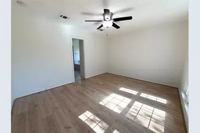 805 Hillbrooke Drive, Arlington, TX 76001 - Photo 11