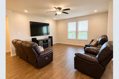 1204 Burlingame Drive, Cleburne, TX 76033 - Photo 5