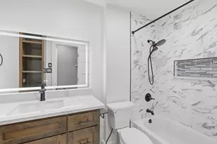 2651 Via Ventura Cir, Carrollton, TX 75006 - Photo 21
