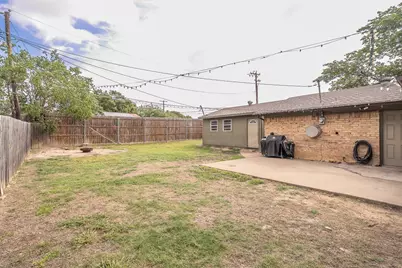6037 Lindy Lane, Watauga, TX 76148 - Photo 21