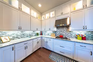 6606 DeLeon St, Irving, TX 75039 - Photo 13