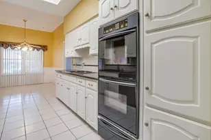 1516 Wimberly Ct, Bedford, TX 76021 - Photo 9