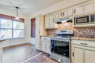 911 Harwood Court, Euless, TX 76039 - Photo 13